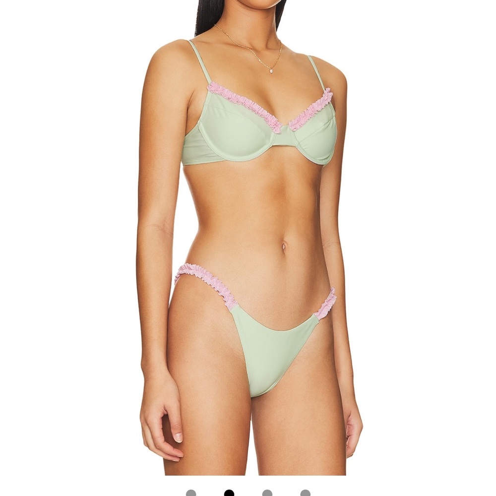 More to come swim set